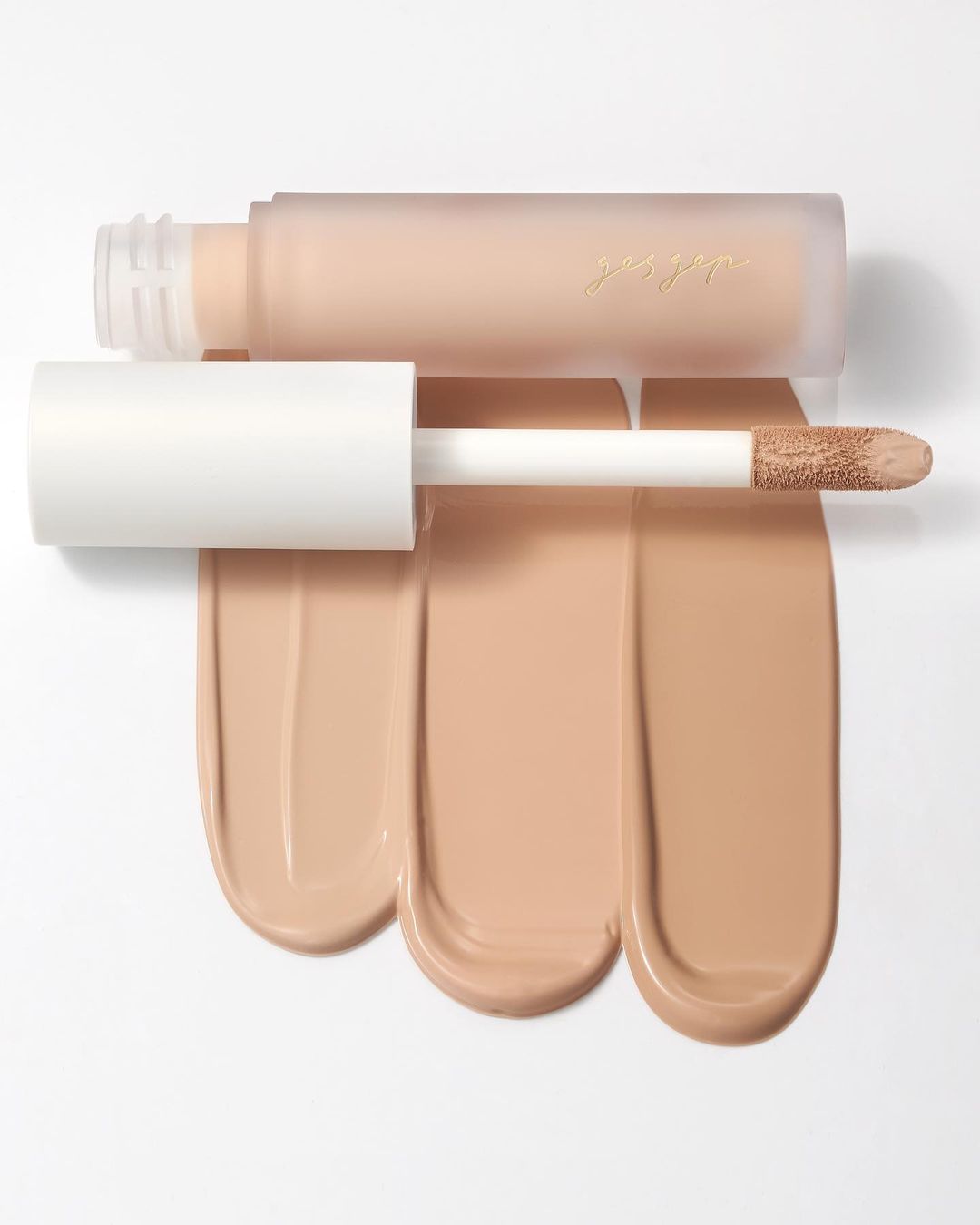 Kem che khuyết điểm đa năng Multi Concealer